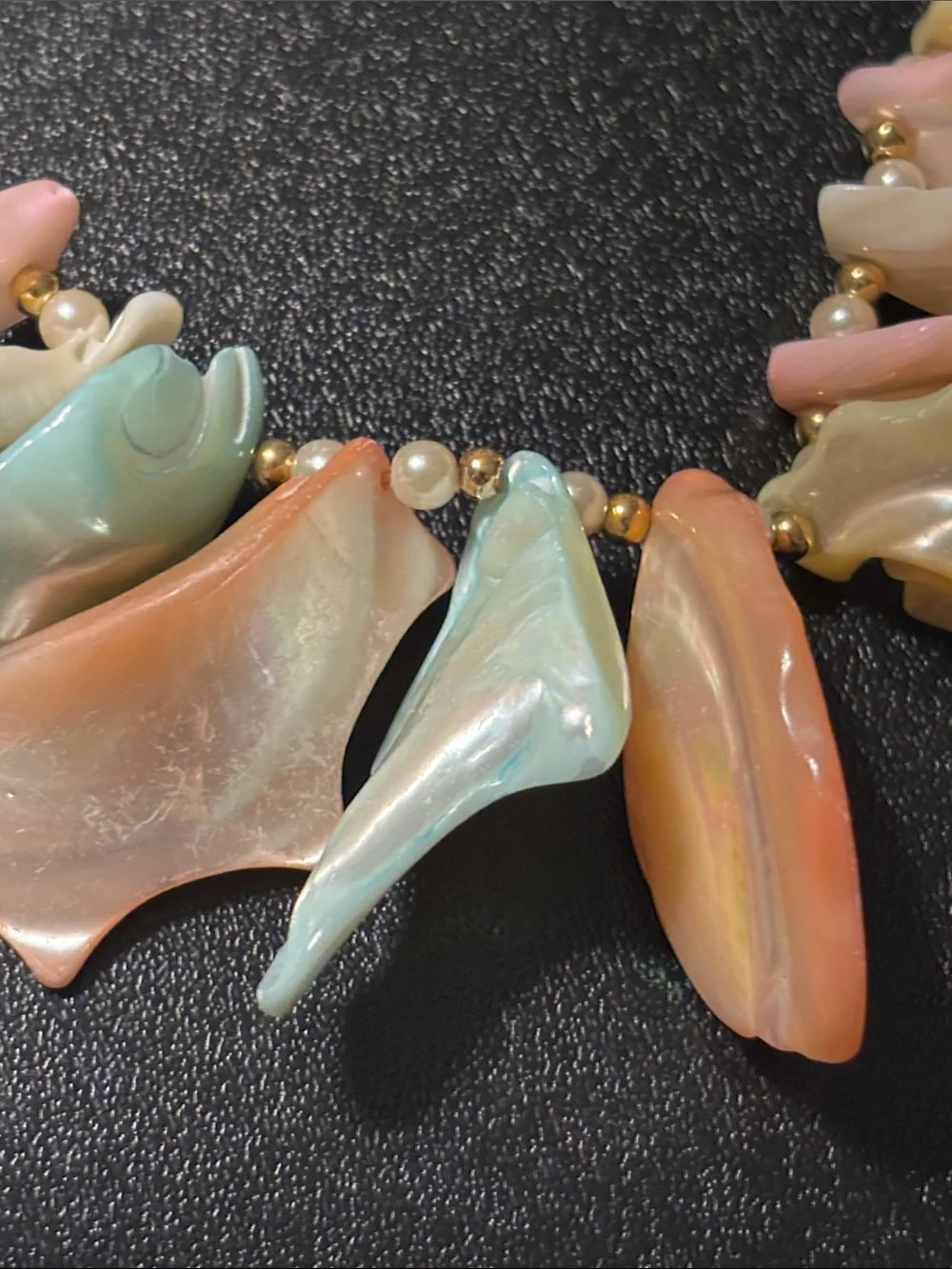 Pastel‎ Shell Drop Necklace and Earrings Cream and Multicolor MOP Chip Necklace